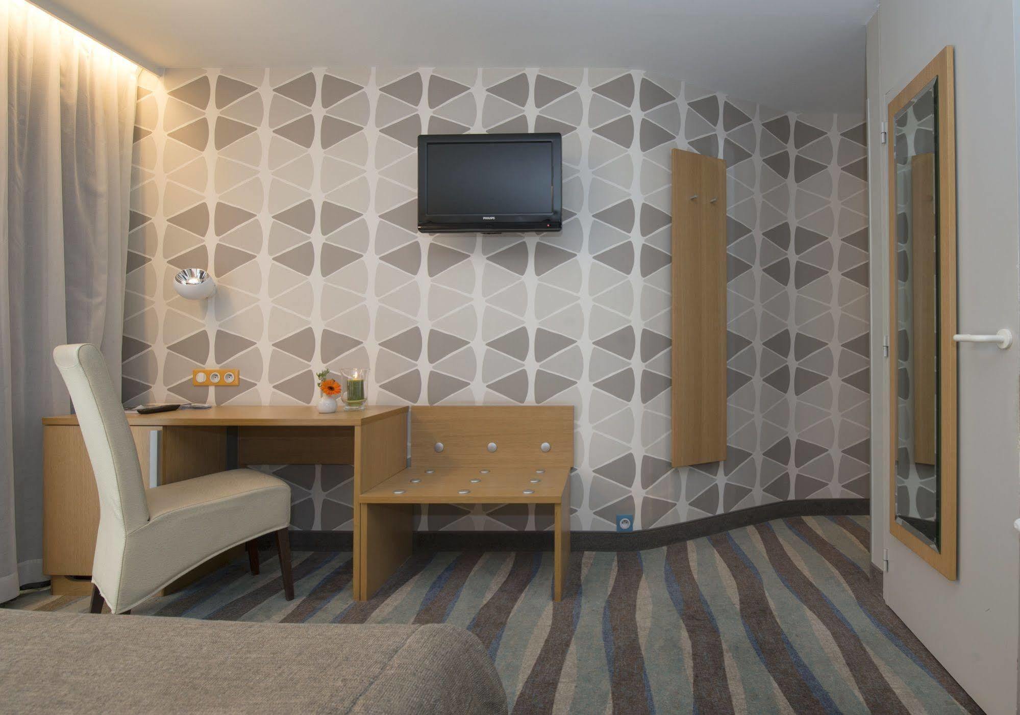 Hotel Maxim 드판 외부 사진
